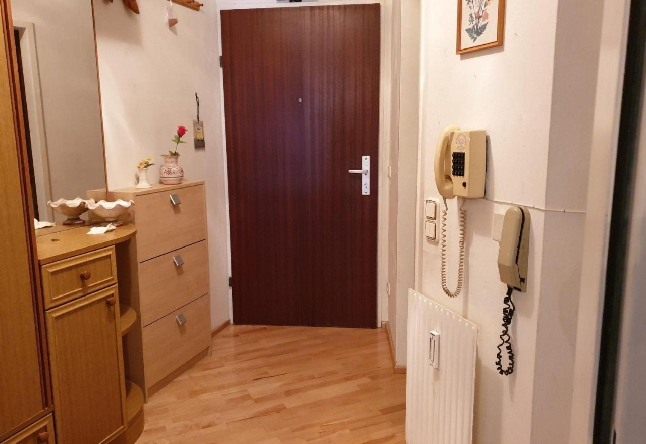 Nette-2-Schlafzimmer-Wohnung-In-Klagenfurt-Am-Woerther-See Klagenfurt am Woerthersee Dış mekan fotoğraf